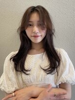 ロンドアンメゾン 原宿(Lond un Maison.)&nbsp;レイヤーカット　韓国レイヤー　顔周りカット　ヘーゼルベージュ