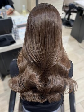 ユーフォリア 銀座本店(Euphoria) Mako マロンベージュ 透明感 似合わせ ブリーチなし