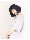 小顔暗髪切りっぱなしボブ