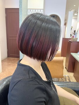 ブランシェ JR勝川駅南口店(BRANCHE) Bordeaux グラデーション《bob》