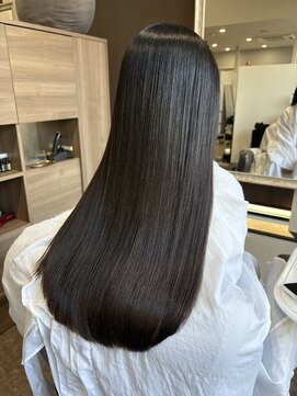 リブール 碧南店(libuR) ロング/西尾/碧南/超音波アイロン/髪質改善カラー/ベージュ