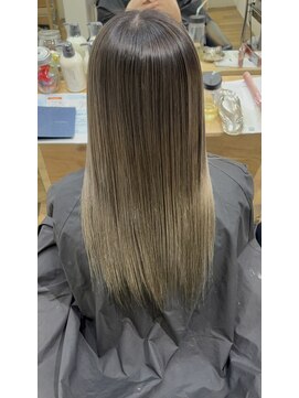 シーバイジェニック(SEA by GENIC) バレイヤージュ