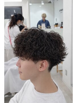 アイトーキョープラスシー 横浜(AI TOKYO+Sea) MEN’S横浜/マッシュ/ルーズパーマ/シャドウパーマ/高島町