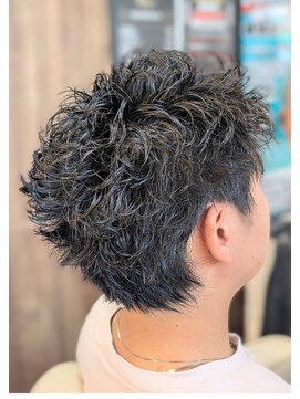 キングマンバーバー 田町店(KING MAN BARBER) スパイキーパーマ