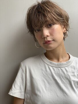 ブラウヘアアンドケア(care) ラフショート&ヌードベージュ