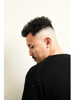 レンゲン(LENGEN)&nbsp;七三オールバックかき上げヘアコンマヘア１５９