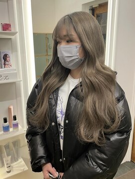 ログ オモテサンドウ(L.O.G OMOTESANDO) 『ハイトーンエクステ』自然な仕上がり 10代20代 表参道