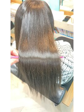 ホロー(Hollow) 艶髪