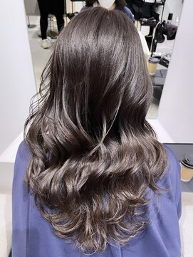 ステア ケース(stair case) 【NATASHA】ロング中盛りレイヤー