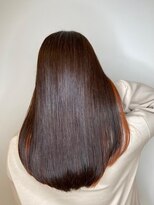 ジーナ  札幌大通(Zina)&nbsp;【Zina 札幌大通】髪質改善レイヤーロング艶髪グレーベージュ