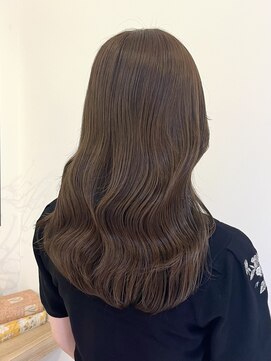 ラ ブランシュ 大宮(La Blanche) まろやかベージュ/透明感カラー