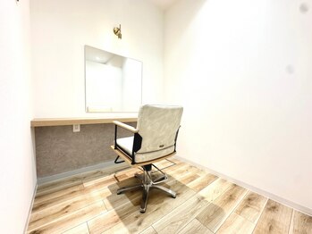 ソル 千早(S.O.L)の写真/《髪質改善完全個室サロン》新しい価値を！人の目を気にせず、寛ぎながら希望を叶える♪