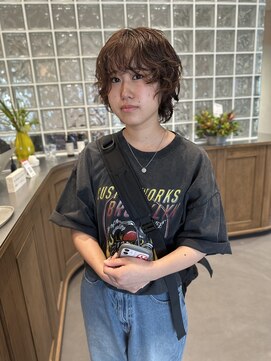 ヴィヴェンテ(VIVENTE.) パーマレイヤースタイル