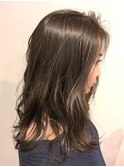 ツヤ感グレージュカラー