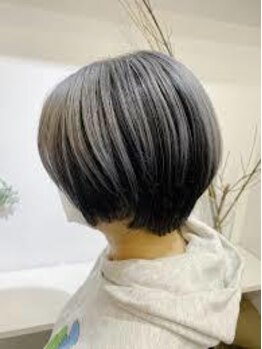 美容室クリップアイ(Clip I)の写真/グレイカラーもオシャレに！髪の状態に合わせて薬剤を選定してくれるからダメージレスで美しい仕上がりに◎