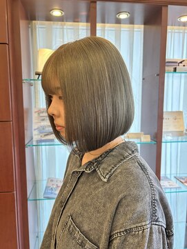 ブランシェ JR勝川駅南口店(BRANCHE) ミルクティーベージュ