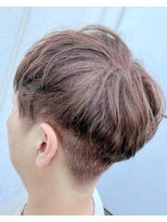 プラーナ 市名坂店 フェミニン刈り上げショート