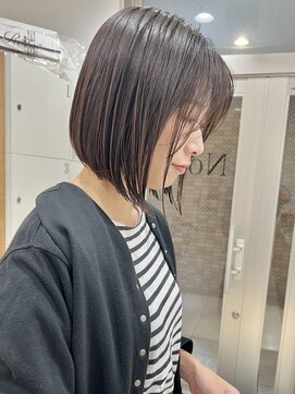 ノエル(NoeL) 【ボブ/ショート/マッシュショート/レイヤーカット/髪質改善】