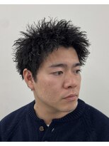 イーラ セカンド(era 2d)&nbsp;スパイキーパーマ/メンズ/刈り上げ／フェード/眉毛
