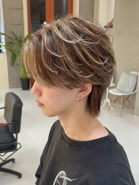 ラ ポルト ドゥ サワ(La Porte de SAWA) フェザーショート×バレイヤージュ風ハイライト