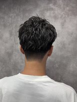 スピン 本八幡(SPIN) MEN’S HAIR/サーフカール/刈り上げセンターパート/本八幡