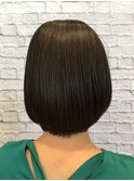 艶やか綺麗めなショートボブ