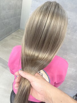 リア 近鉄八尾店(Lia) wカラー/ホワイトベージュ