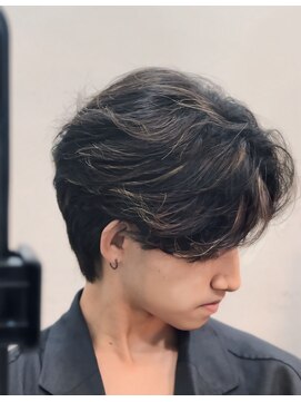 バース バイ ハピネス(BIRTH by happiness) 毛流れニュアンススタイル