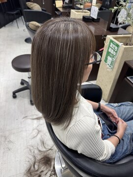 アイズ 本厚木(AIZU) 白髪ぼかしハイライト