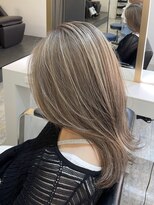 ブレンド 渋谷(BLend)&nbsp;ホワイトグレージュミニウルフデジタルパーマチェリーブラウン