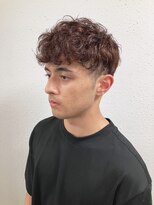 ジェナ(Jena)&nbsp;くせ毛を生かしたメンズスタイル