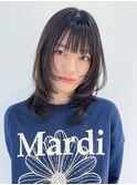 顔周りレイヤーおくれ毛くびれミディグレージュ_ba492882