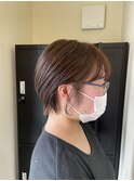 耳掛けショートスタイル