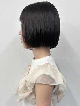 モリオ(morio) 小顔ボブ姫カットぱっつんボブ切りっぱなしボブリップラインボブ