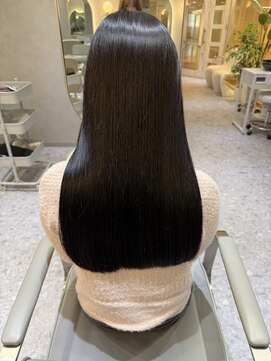 ジーナ 天神(Zina) [Zina福岡天神]髪質改善/黒髪/韓国ヘア/前髪/顔周り