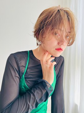 エイミー(Aimee) Aimee 町田 ハンサムショート×ナチュラルベージュ