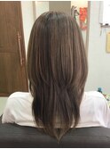 【50代、オリーブベージュカラー】