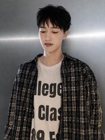 ルアウアオ(LUAU Ao)&nbsp;《北斗》アクティブ韓国ショート / Instagram - @hokutooo16