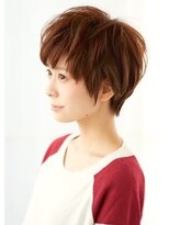 モナ(MONA) 【MONA】ざっくりとした束感が好印象のショートヘアスタイル