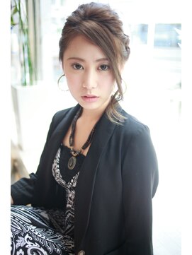 ヘア ルミナス バイ フォルテ(HAIR LUMINAS by FORTE) おしゃれアレンジ【藤枝】