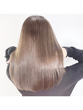 メーヴェ(Mowen) mowenグレージュxアディクシーx春夏トレンド