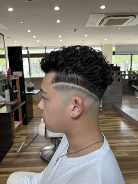 スウェル 千葉店(Swell) メンズツイストパーマスパイラルパーマフェード[千葉]