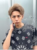 かき上げアップバングツーブロックマッシュショートレイヤー
