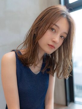 イオ 本厚木(io) 20代30代大人かわいいベージュカラー前髪レイヤーカットくびれ