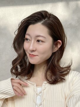 メゾンドイギー(MAISON de IGGY) セミディ 美髪 エアリーロング カール シアーカラー//グレージュ