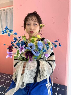 メメ(MEME) ルーズシニヨン