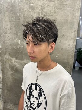 メンズサロン キング 高槻店(Men’s salon K!ng) 波巻きツイストスパイラルパーマ/フェザーパーマ/眉毛/メンズ