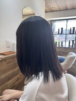 シェリー(Cherie) 切りっぱなしボブ