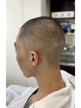 ヘアーアンドグルーミング ヨシザワインク(HAIR&GROOMING YOSHIZAWA Inc.) ボウズフェード/バーバー/フェード