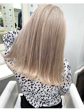 ラピス 千葉(Lapis) メルティホワイトベージュ☆